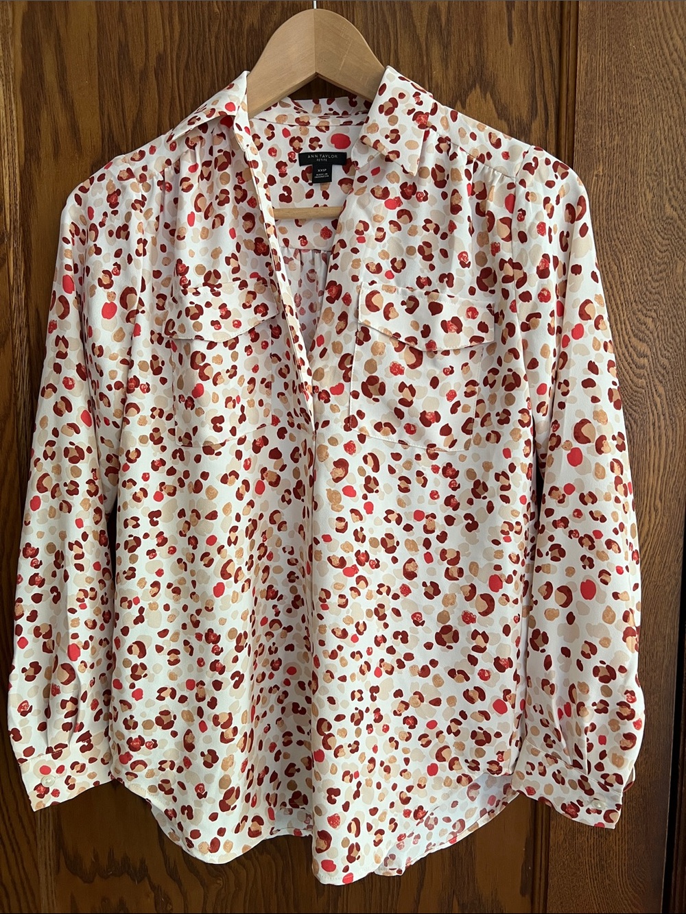 Ann Taylor Petite Lightweight White Blouse with Red & Tan Dot Print